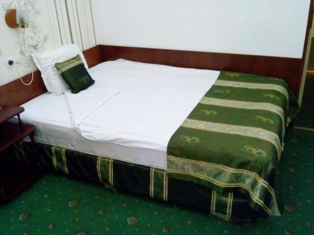 Отель Hotel Tryavna Трявна-26